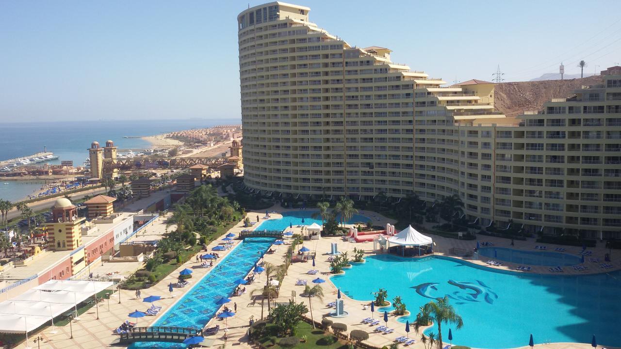 Porto Sokhna Pyramids Apartments With Sea View Families Only Айн-Сохна Экстерьер фото